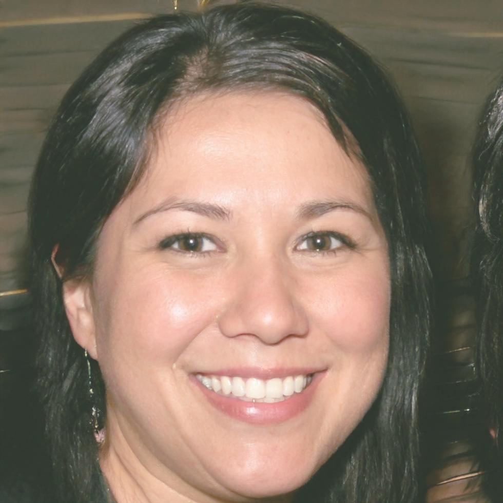 Siriporn Watthanasuk, Director of Financial Analysis